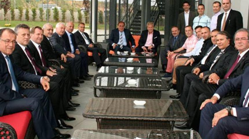 Demirören, Cüneyt Çakır ve ekibine başarı diledi