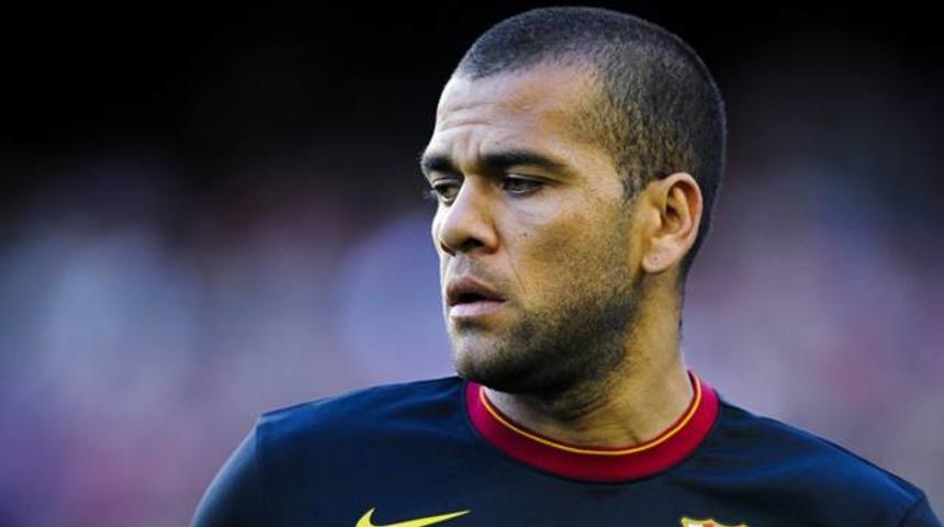 Dani Alves'e 3 yıl i&ccedil;in 12 milyon euro