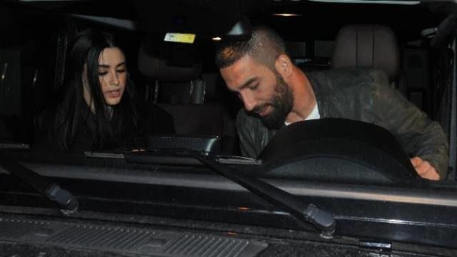 Aslıhan Doğan - Arda Turan aşkı sosyal medyaya bomba gibi düştü 