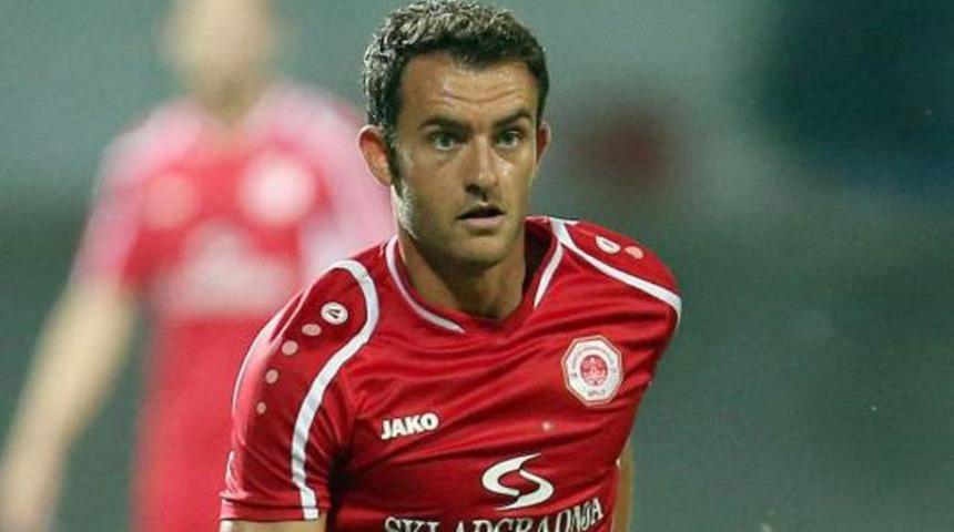 Başakşehir, Sokol Cikalleshi ile anlaştı