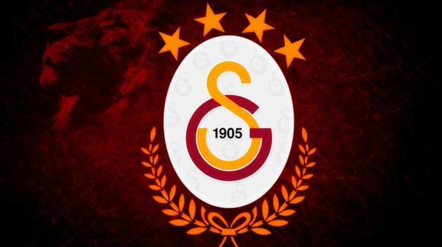 Galatasaray'dan yıldız futbolcuya servet