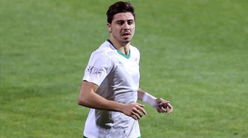 Ozan Tufan Atletico Madrid'de