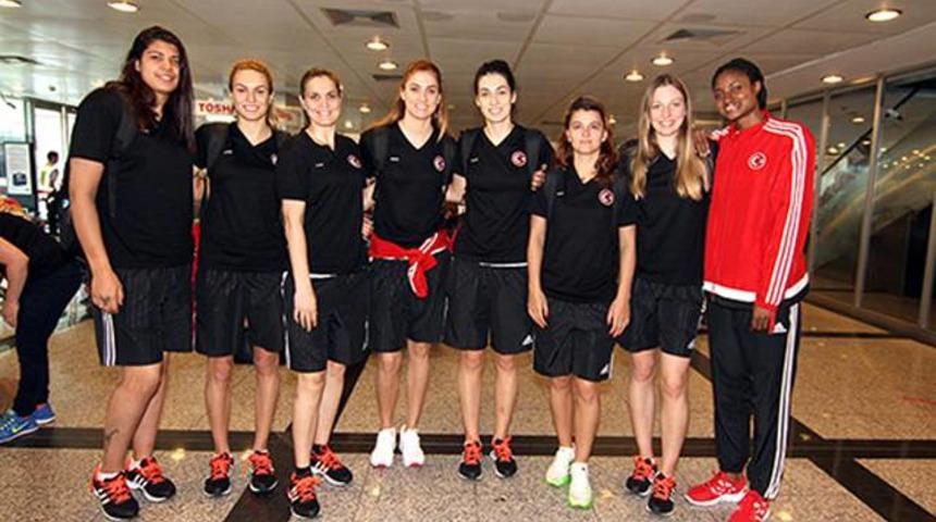 Periler madalya i&ccedil;in Romanya'da