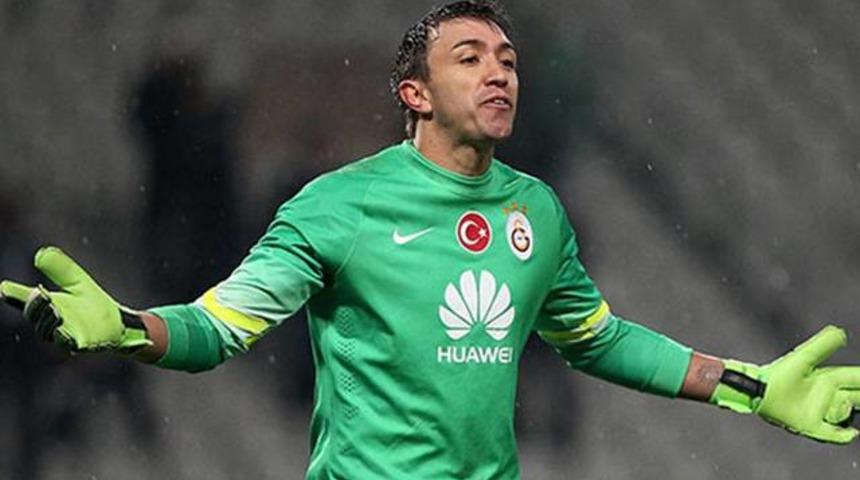 Muslera biletini kesti! Bir veda daha...