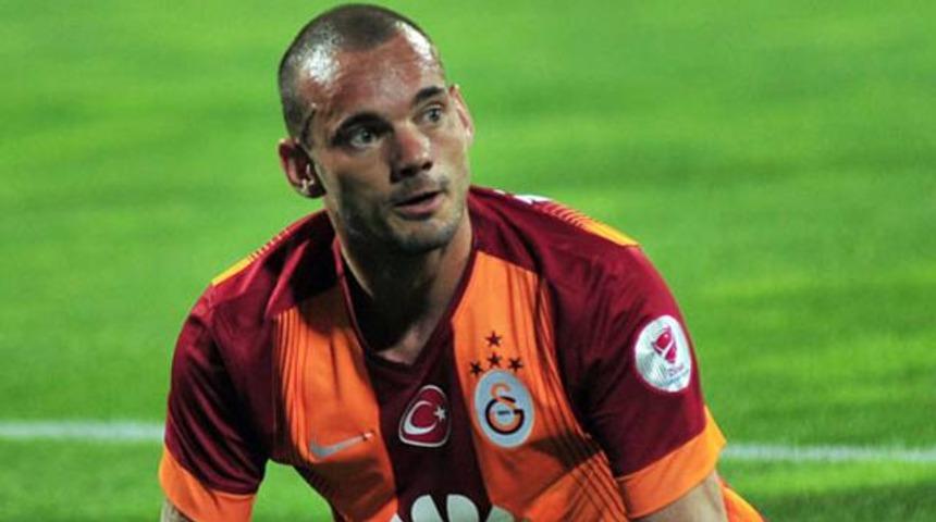 Sneijder'den şok istek! Burak ve Sel&ccedil;uk...