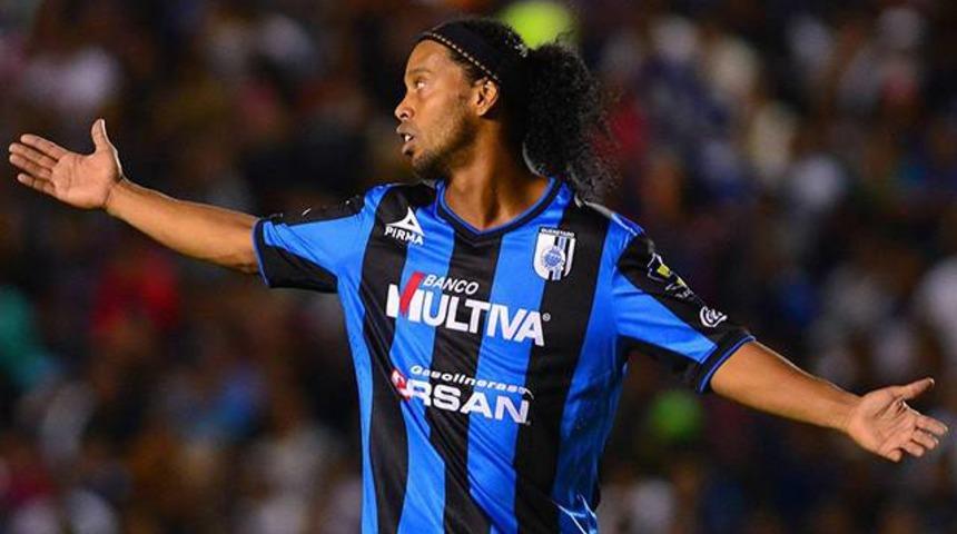 Ronaldinho Antalyaspor'a imzaya geliyor