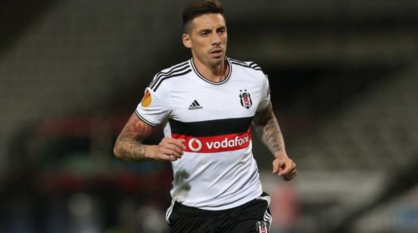 Jose Sosa'ya Şenol Güneş'ten veto