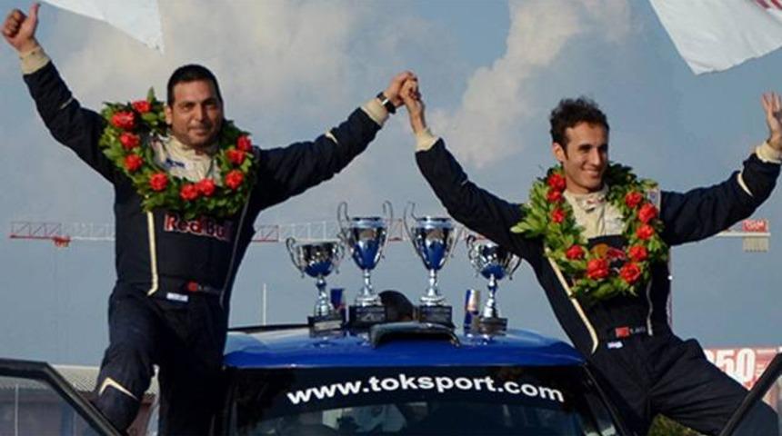 Damalı bayrak ilk onlar i&ccedil;in sallandı