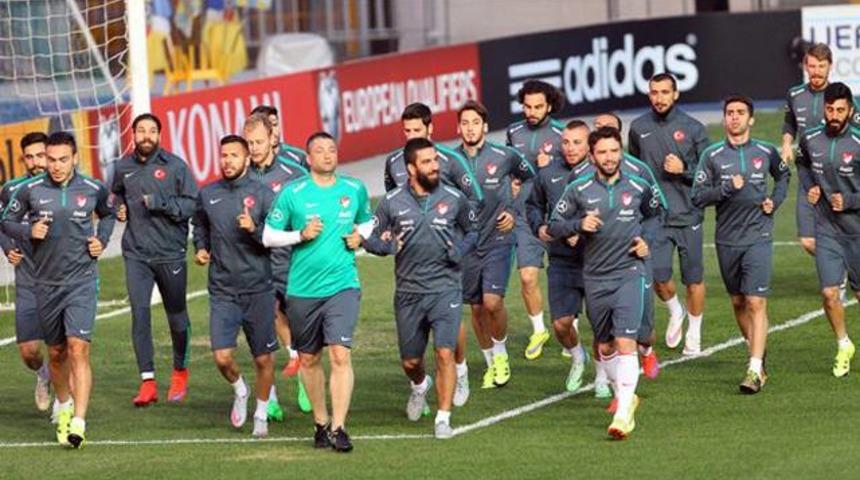 Milli takım küme düştü!