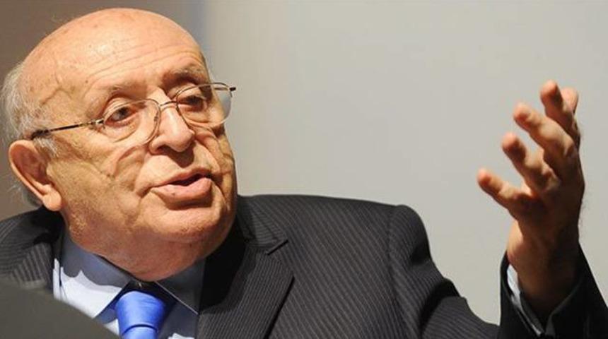 Kaleci S&uuml;leyman Demirel!