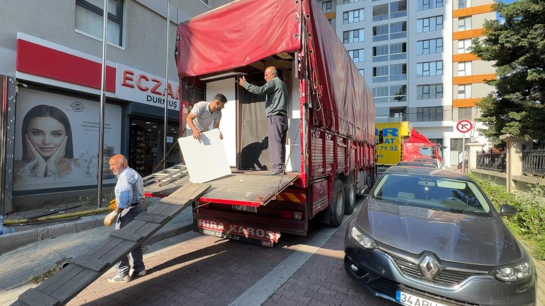 Avcılar da garip olay: Tahliye davasını kaybeden öğrenci yurdunda eşya kaçırma girişimi! 1