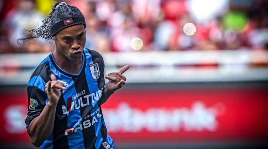 Ronaldinho imza i&ccedil;in geliyor