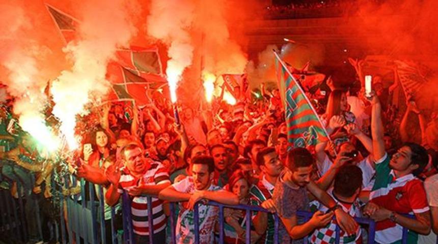 Kafkaf şampiyonluk sarhoşu