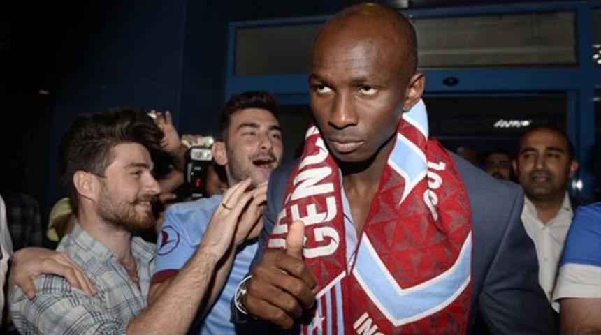 M'Bia'nın istekleri Trabzonspor'u &ccedil;ıldırttı
