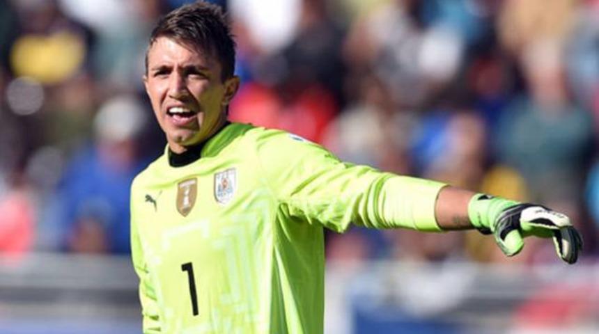 Muslera yine g&ouml;z dolduruyor