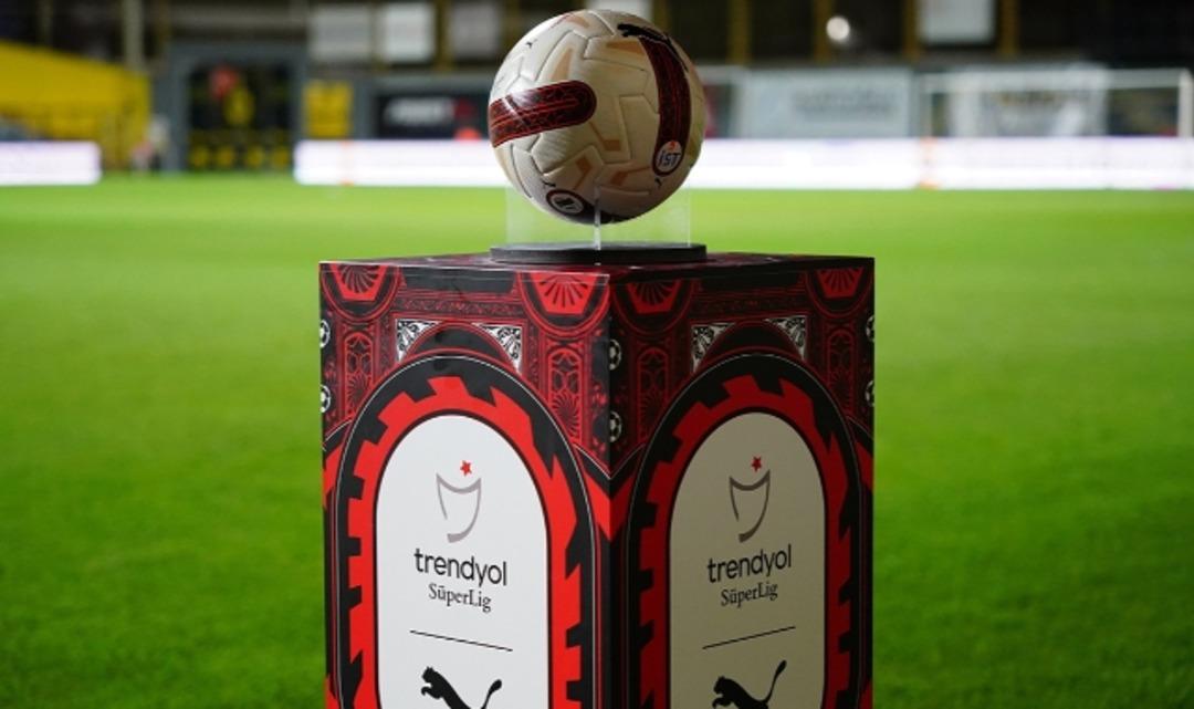 Yapay zeka S&uuml;per Lig'de yeni sezonun gol kralını a&ccedil;ıkladı! Sıralamada b&uuml;y&uuml;k fark...