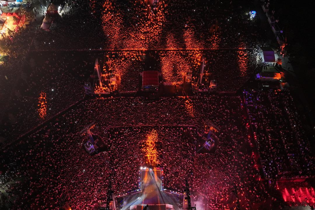 AA-20250805-38754343-38754337-JENNIFER_LOPEZ_ISTANBULDA_KONSER_VERDI