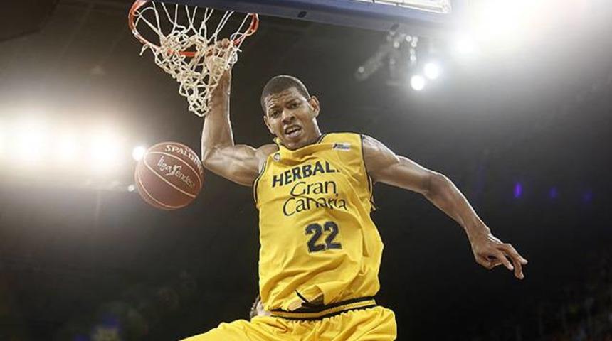 Fenerbah&ccedil;e potada hız kesmiyor!