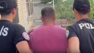 İzmir'de çeşitli suçlardan aranan 3 kişi yakalandı