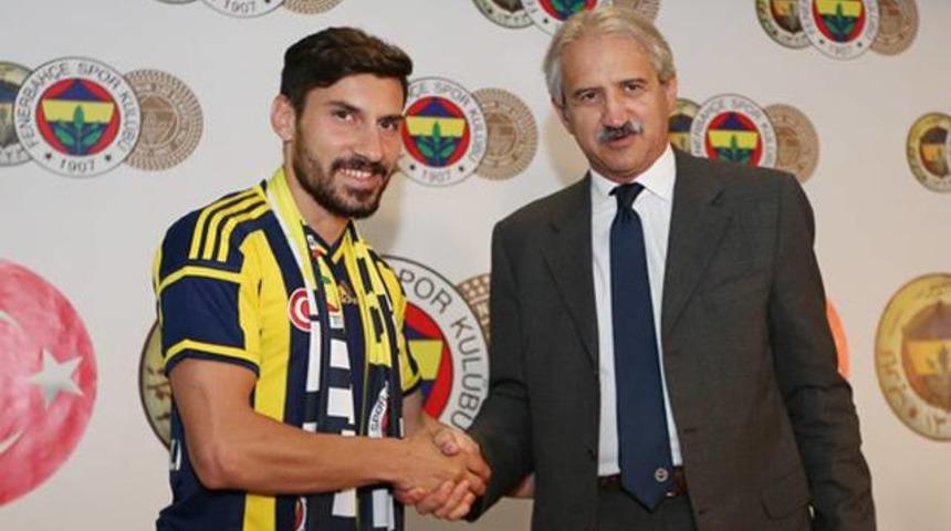 Fenerbah&ccedil;e'de Şener &Ouml;zbayraklı imzayı attı!