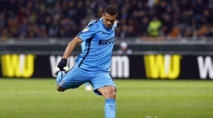 Guarin'in menajerinden Fenerbah&ccedil;e a&ccedil;ıklaması