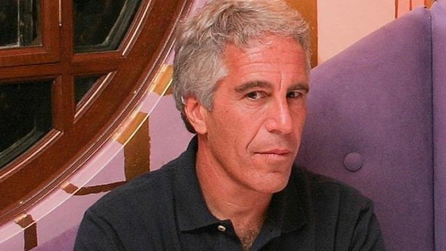 Dünya bu fotoğrafları konuşuyor! Pedofili Epstein’ın eviden çıktı! 