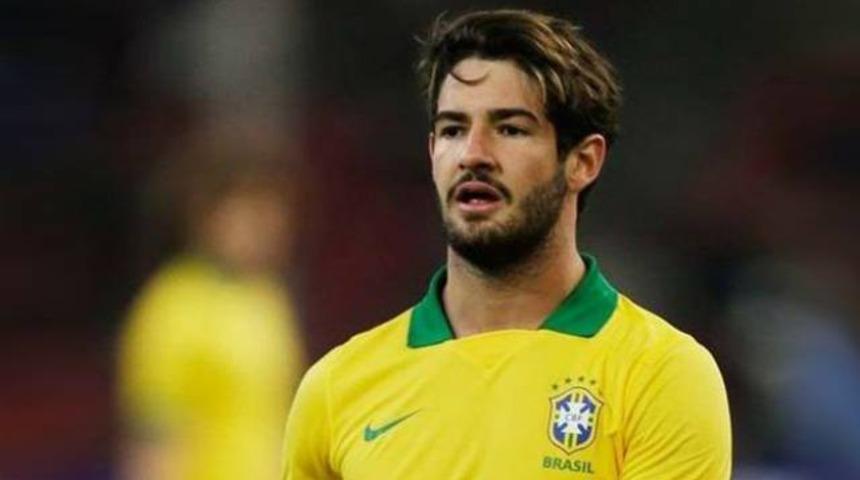 Galatasaray haberleri ve g&uuml;n&uuml;n Galatasaray transfer dedikoduları