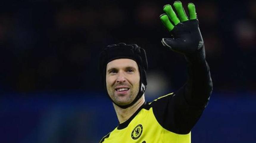 Petr Cech'in yeni takımı belli oldu