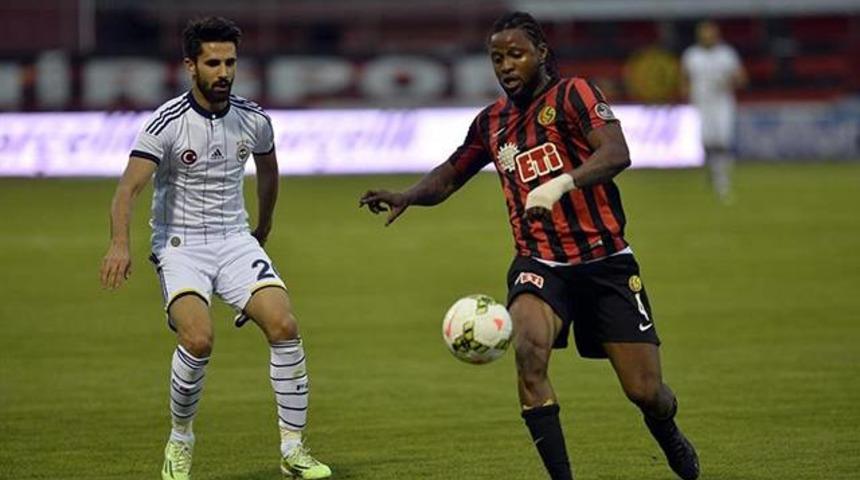 Eskişehirsporlu Lawal&rsquo;ı d&uuml;nya devi istiyor!