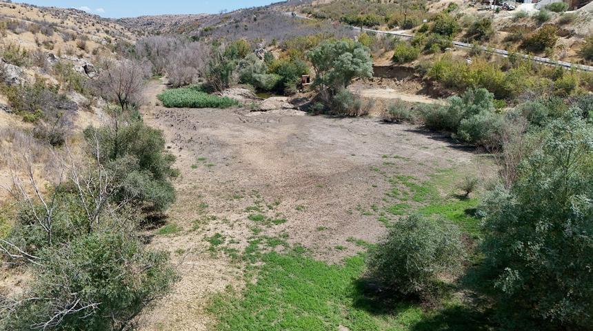 Kırklareli'nde aşırı sıcaklar Teke Deresi'ni susuz bıraktı