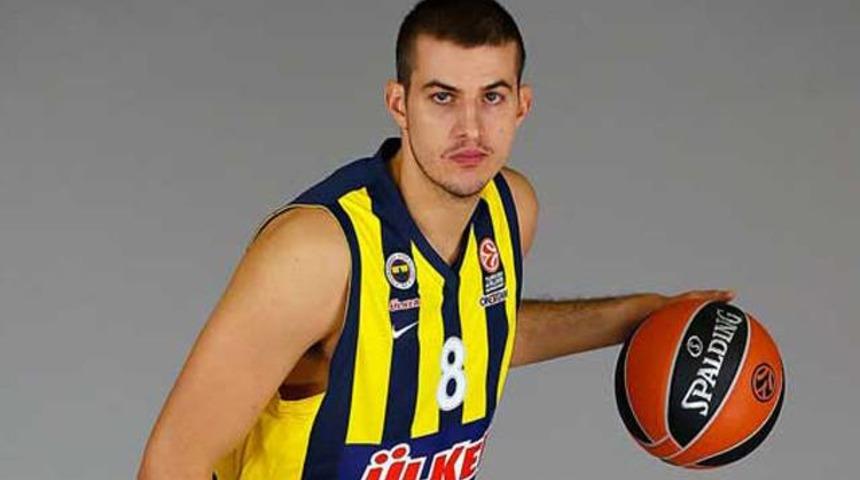 Fenerbah&ccedil;e'de Bjelica ile yollar ayrıldı