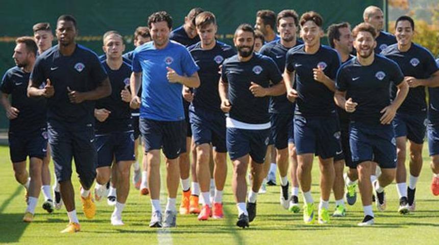 Kasımpaşa'da 6 ayrılık