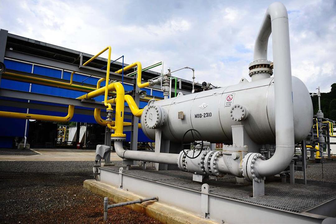 Emtia piyasalarında fed etkisi! Altın yükseldi, gümüş ve platin rekor kırdı 12