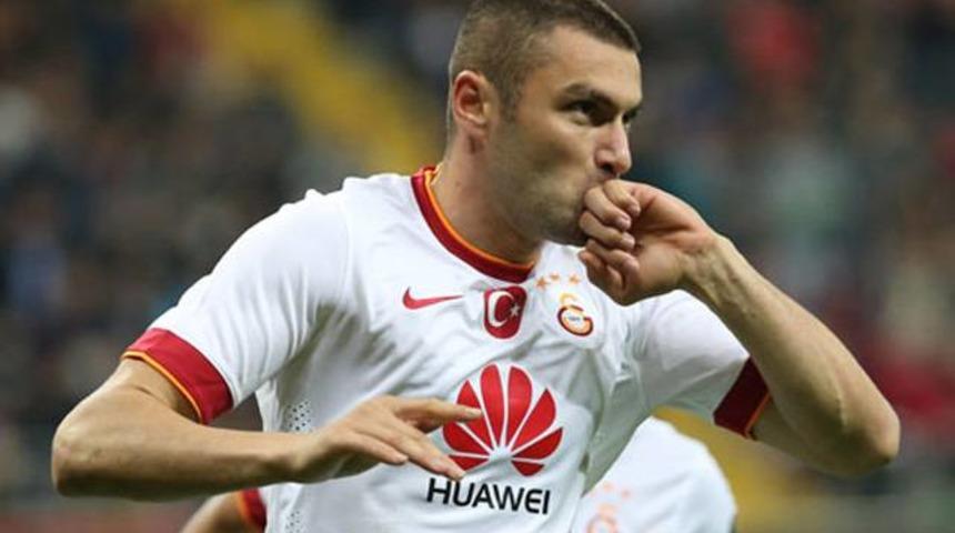 Lazio, Burak Yılmaz'ı bırakmıyor