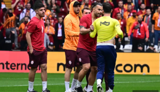 Derbide birbirlerine girmişlerdi! Kerem Aktürkoğlu'na kavgalı olduğu Mert Hakan'dan telefon...