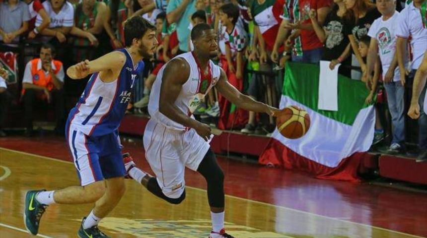 Strawberry Olympiakos'ta