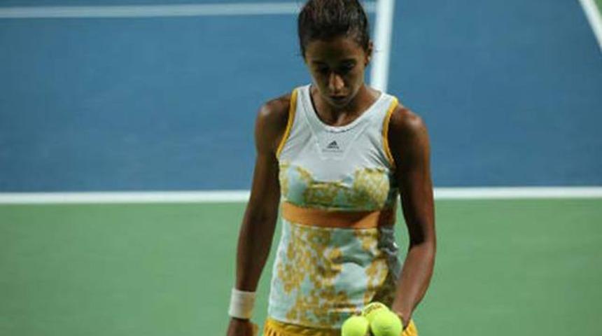 İpek ve &Ccedil;ağla İstanbul'da ana tabloda