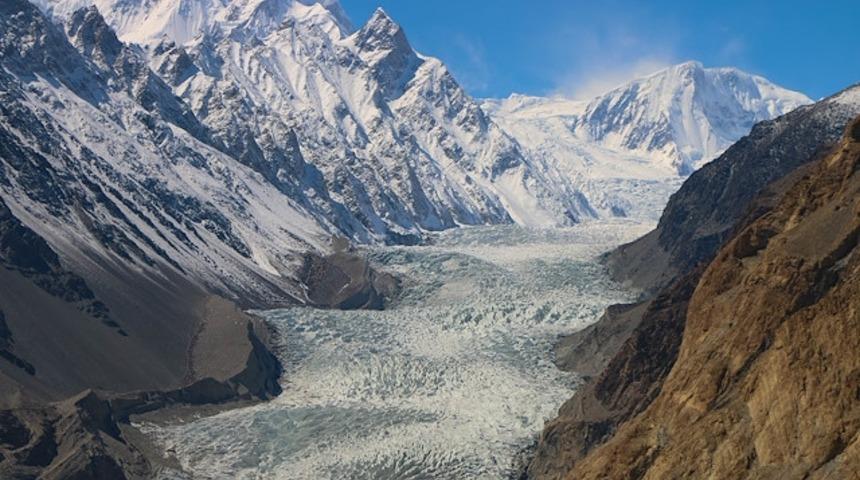 28 yıl önce kaybolmuş! Buzullar eriyince ortaya çıktı, bedeni hiç bozulmamış...