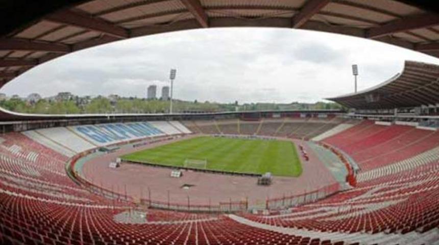 Kızılyıldız'ın stadında el bombası bulundu