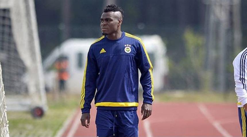 Emenike kamptan ayrıldı!