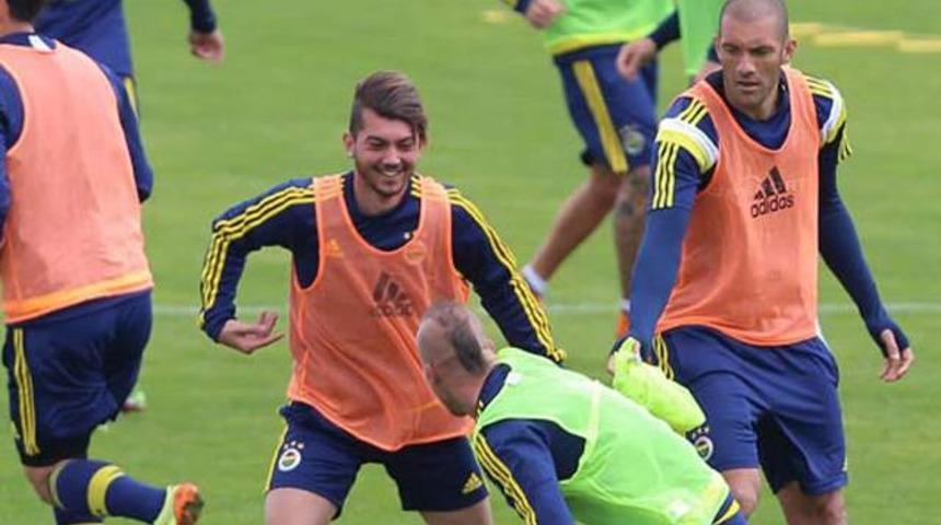 Fenerbah&ccedil;e'de iki ayrılık daha!