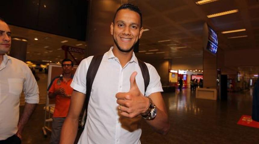 Fenerbah&ccedil;e'de &uuml;&ccedil;&uuml;nc&uuml; De Souza d&ouml;nemi