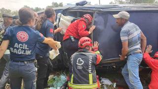 Havran’da sıkışmalı trafik kazası: Sürücü kurtarıldı