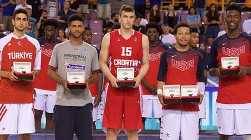 Furkan Korkmaz en iyi beşte!