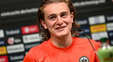 Ali Akman'ın kariyer düşüşü sevenlerini bir hayli üzdü! Spot ışıklı stadyumlardan TFF 1. Lig'e...