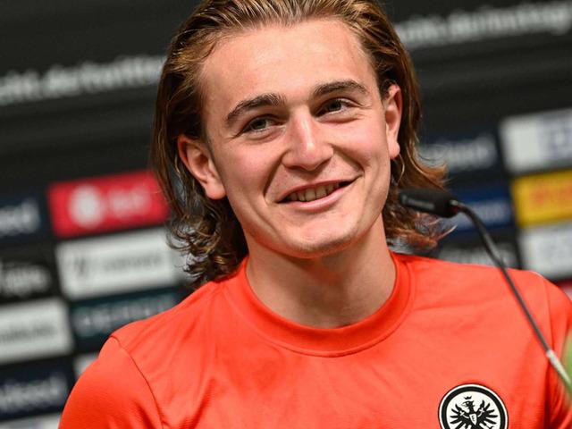 Ali Akman'ın kariyer düşüşü sevenlerini bir hayli üzdü! Spot ışıklı stadyumlardan TFF 1. Lig'e...