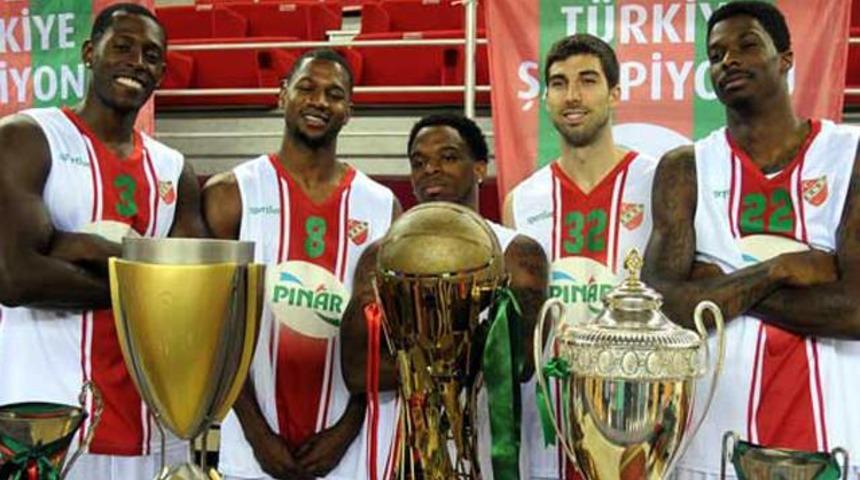 Pınar Karşıyaka silbaştan!