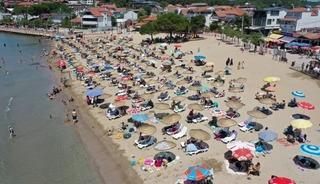 Kandıra'da 3 plajda denize girme yasağı kaldırıldı