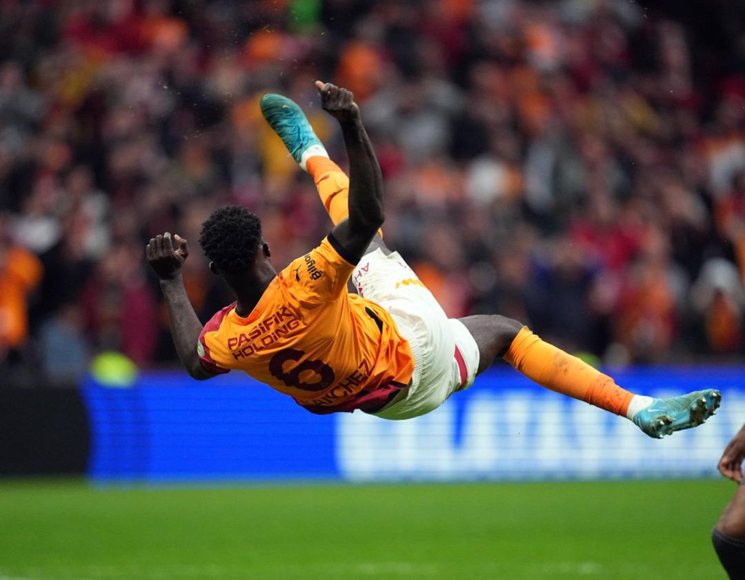 Galatasaray ile Davinson Sanchez görüşmesinden olumlu sonuç çıkmadı! 2