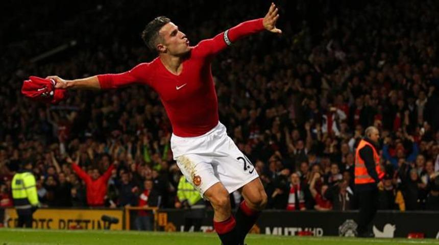 Van Persie'ye m&uuml;thiş t&ouml;ren